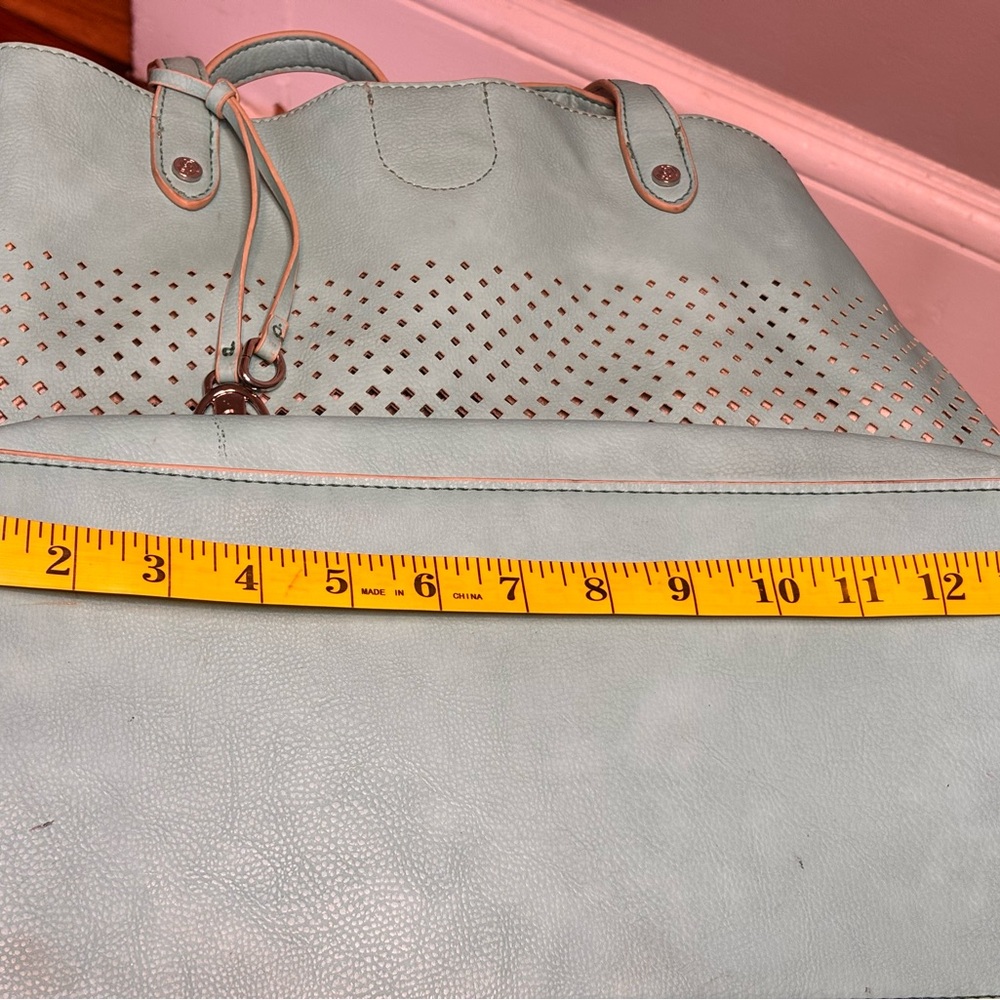 CARLOS by CARLOS Santana Mila Tote - Picture 12 of 17